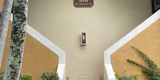 189 Lakeview Dr 189 Lakeview Dr Photo Gallery 1