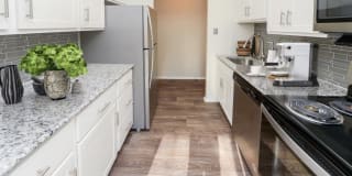 King's Manor Apartment Homes King's Manor Apartment Homes Photo Gallery 1