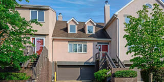 18 HANOVER COURT 18 HANOVER COURT Photo Gallery 1
