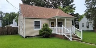 500 Fresh Meadow Road 500 Fresh Meadow Road Photo Gallery 1