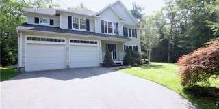 18 Cornwall Drive 18 Cornwall Drive Photo Gallery 1