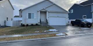 4734 E. Silver Ridge Rd. 4734 E. Silver Ridge Rd. Photo Gallery 1