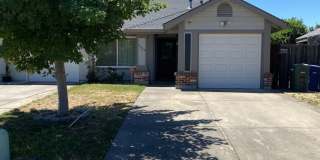 1124 Pebblewood Dr 1124 Pebblewood Dr Photo Gallery 1