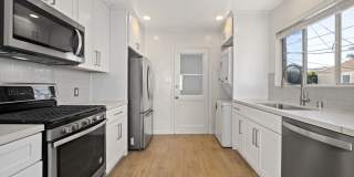 121 S Crescent Dr 121 S Crescent Dr Photo Gallery 1