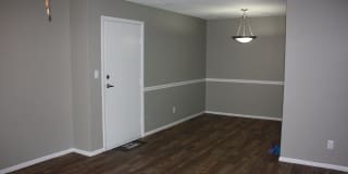 The Flats at Creekside Park The Flats at Creekside Park Photo Gallery 1