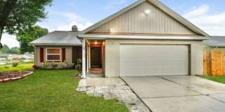 4710 North Dawnmeadow Court 4710 North Dawnmeadow Court Photo Gallery 1
