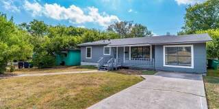 530 SUMNER DR 530 SUMNER DR Photo Gallery 1