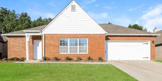 231 Chesser Park Dr 231 Chesser Park Dr Photo Gallery 1
