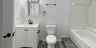 Hickory Creek Apartment Homes Hickory Creek Apartment Homes Photo Gallery 1