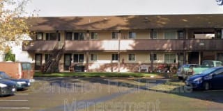 2044 Myrtle Ave NE 2044 Myrtle Ave NE Photo Gallery 1