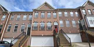 8240 GUNSTON COMMONS WAY 8240 GUNSTON COMMONS WAY Photo Gallery 1