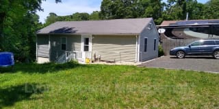 431 Nausauket Rd 431 Nausauket Rd Photo Gallery 1