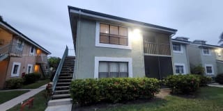 4088 N Pine Island Rd 4088 N Pine Island Rd Photo Gallery 1