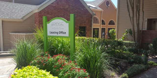 Bridge At Sterling Springs Apartments Bridge At Sterling Springs Apartments Photo Gallery 1