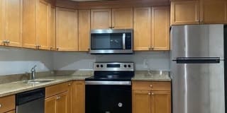 21 Pine St, #D 21 Pine St, #D Photo Gallery 1