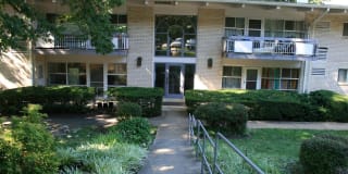 7717 DONNYBROOK CT #203 7717 DONNYBROOK CT #203 Photo Gallery 1