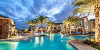 Verso Luxury Apartments Verso Luxury Apartments Photo Gallery 1