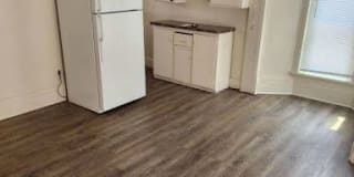 733 S 26th St 1 Bed 733 S 26th St 1 Bed Photo Gallery 1