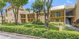 10405 N Kendall Dr 10405 N Kendall Dr Photo Gallery 1