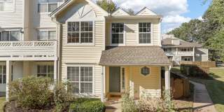 14435 FALLSCLIFF LANE 14435 FALLSCLIFF LANE Photo Gallery 1