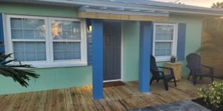 585 Montreal Avenue 585 Montreal Avenue Photo Gallery 1