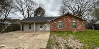 3060 Fairmeadow Dr 3060 Fairmeadow Dr Photo Gallery 1