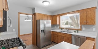 32 67th Way NE 32 67th Way NE Photo Gallery 1