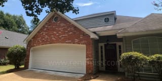 401 Cobblestone Drive 401 Cobblestone Drive Photo Gallery 1