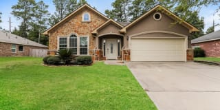 12054 Mustang Avenue 12054 Mustang Avenue Photo Gallery 1