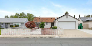 732 Butterfield Rd 732 Butterfield Rd Photo Gallery 1