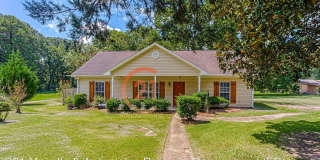 815 Neal St 815 Neal St Photo Gallery 1