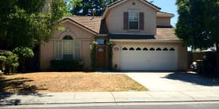 880 William Moss Blvd 880 William Moss Blvd Photo Gallery 1