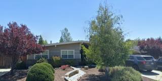 1527 Country Club Dr 1527 Country Club Dr Photo Gallery 1
