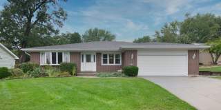 5006 W Oakwood Drive 5006 W Oakwood Drive Photo Gallery 1