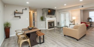 9716 Lake Pointe Ct. 9716 Lake Pointe Ct. Photo Gallery 1