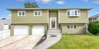 584 Yale St #1 584 Yale St #1 Photo Gallery 1