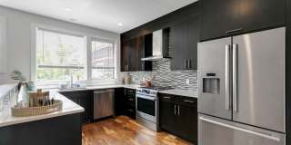 740 S COLUMBUS BOULEVARD 740 S COLUMBUS BOULEVARD Photo Gallery 1