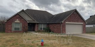 8671 Hawthorne Dr 8671 Hawthorne Dr Photo Gallery 1