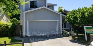 830 Falcon Way 830 Falcon Way Photo Gallery 1