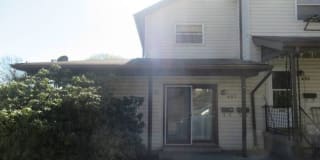 490 Oregon Avenue 490 Oregon Avenue Photo Gallery 1