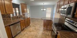 727 S Timbercreek Ave 727 S Timbercreek Ave Photo Gallery 1
