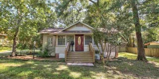 837 E PARK 837 E PARK Photo Gallery 1