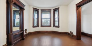 831 West Franklin Street 831 West Franklin Street Photo Gallery 1