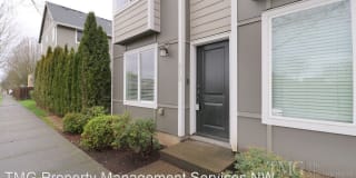810 SW 173rd Avenue 810 SW 173rd Avenue Photo Gallery 1