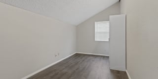1401 Dixie LaneBEDROOM 2A 1401 Dixie LaneBEDROOM 2A Photo Gallery 1