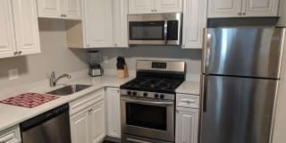 4 Brookside Drive 4 Brookside Drive Photo Gallery 1