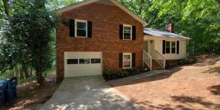 195 Myles Court 195 Myles Court Photo Gallery 1