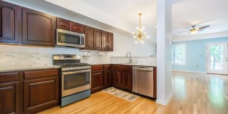 244 6TH ST 244 6TH ST Photo Gallery 1