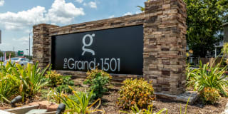 The Grand at 1501 - Plantation Oaks The Grand at 1501 - Plantation Oaks Photo Gallery 1