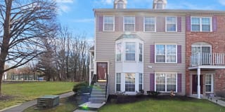 2 CHEVERNY COURT 2 CHEVERNY COURT Photo Gallery 1